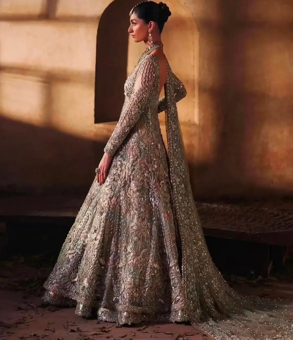 Antique silver maxi