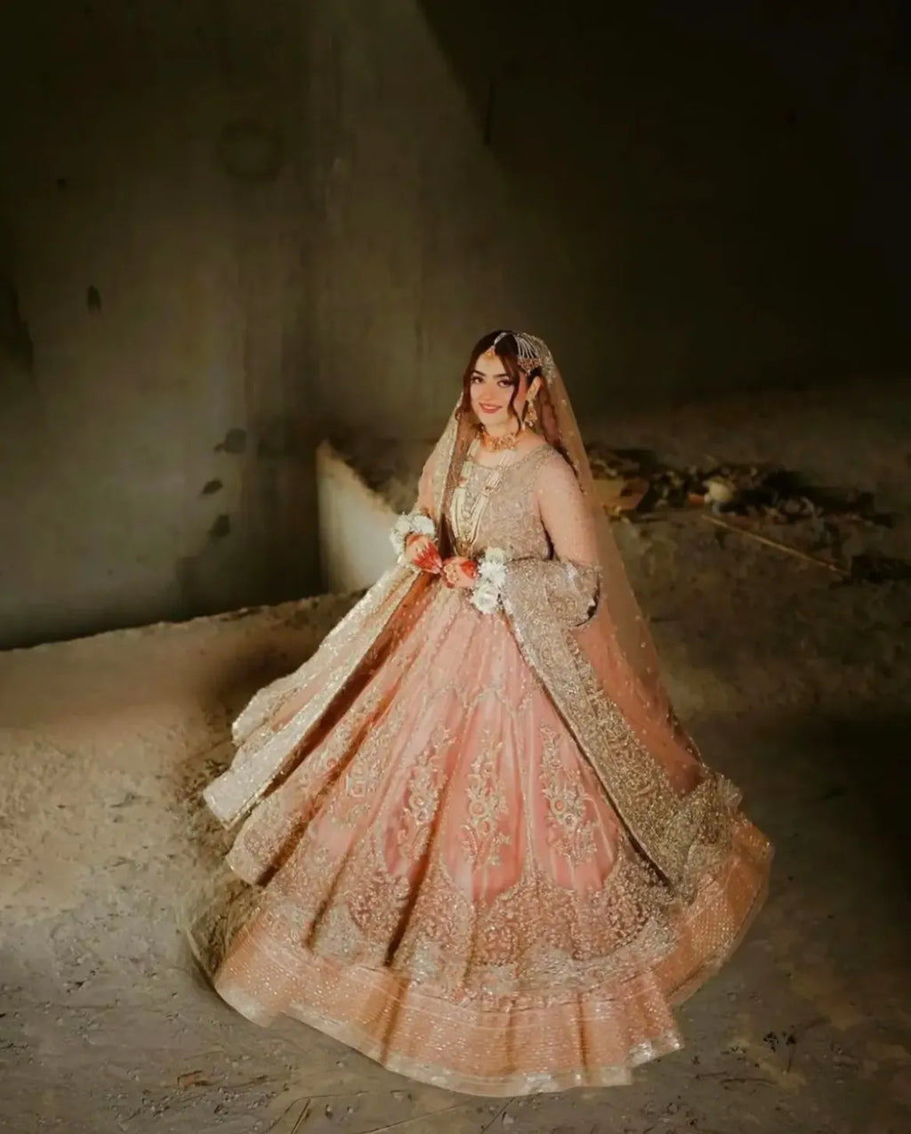 BRIDAL LUXURY WEAR LEHENGA