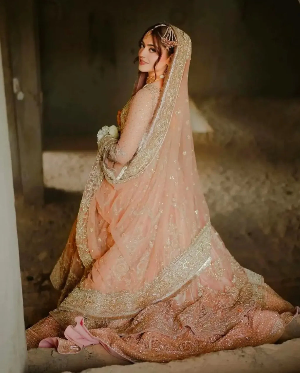 BRIDAL LUXURY WEAR LEHENGA