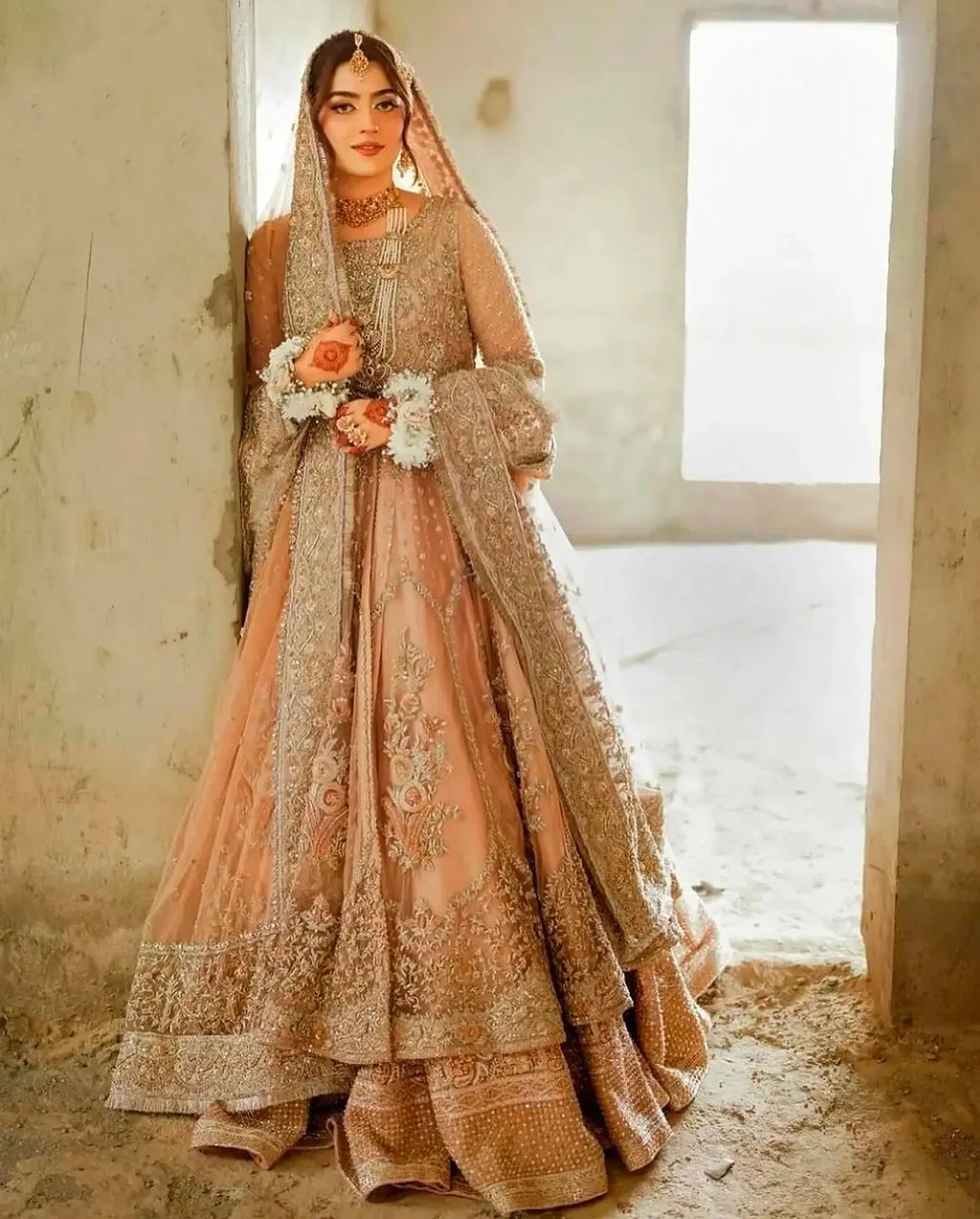 BRIDAL LUXURY WEAR LEHENGA