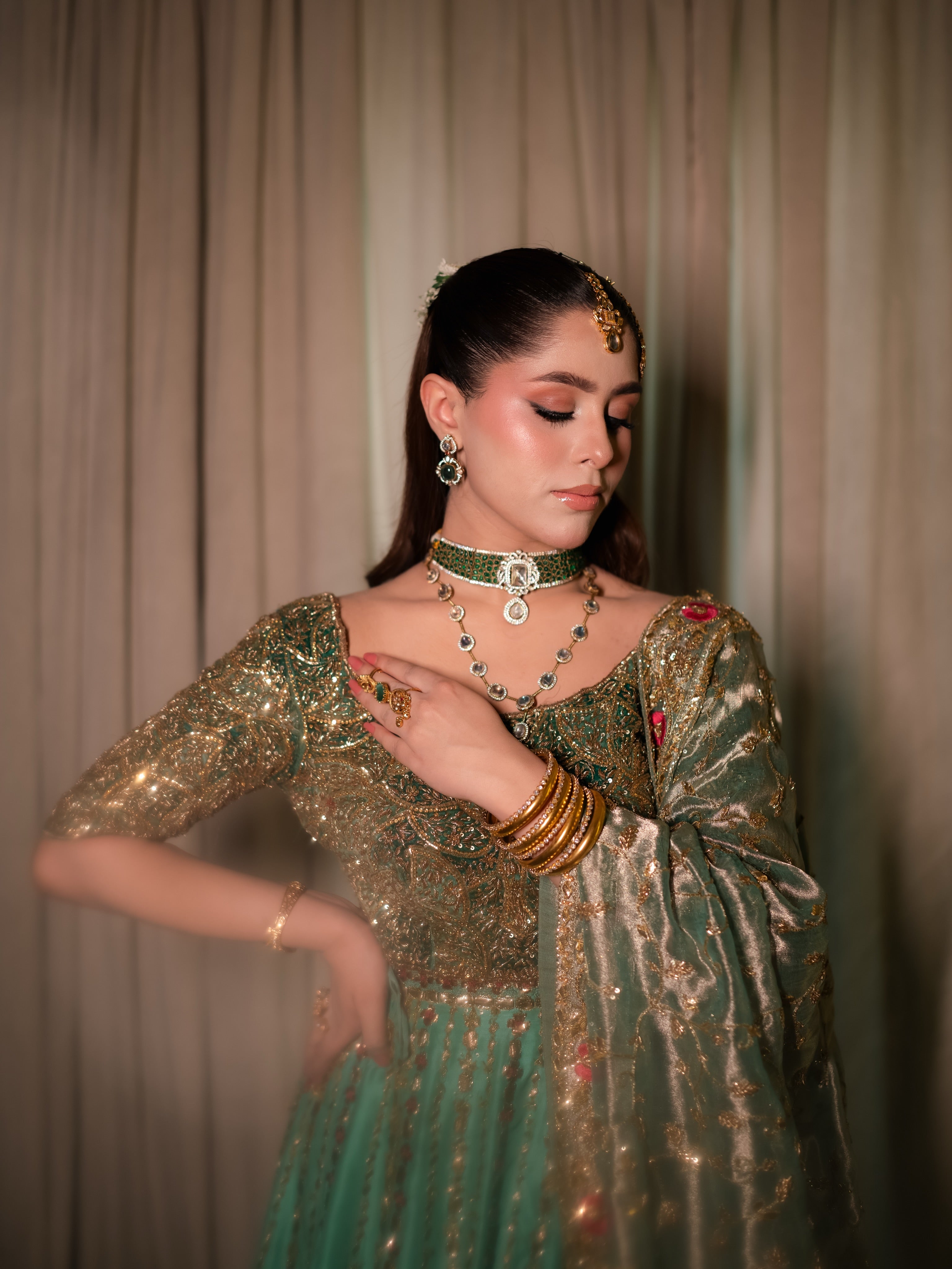 HEAVY BRIDAL WEAR