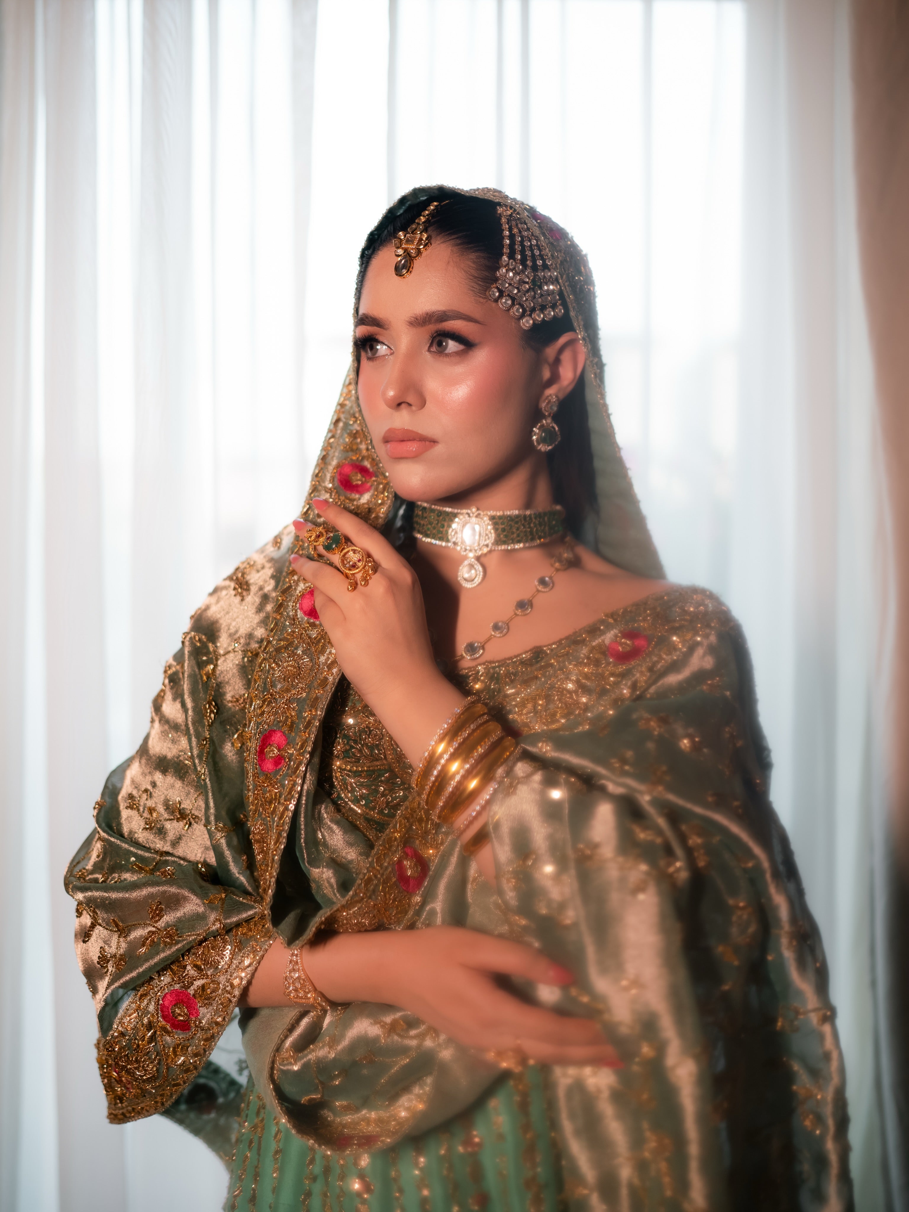 HEAVY BRIDAL WEAR