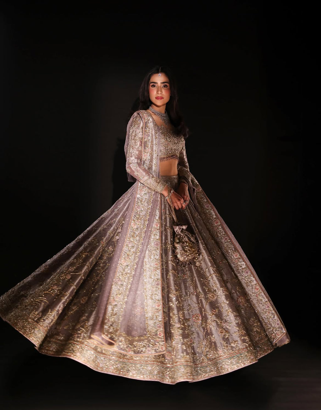 CROPPED EMBELLISHED BRIDAL LEHENGA