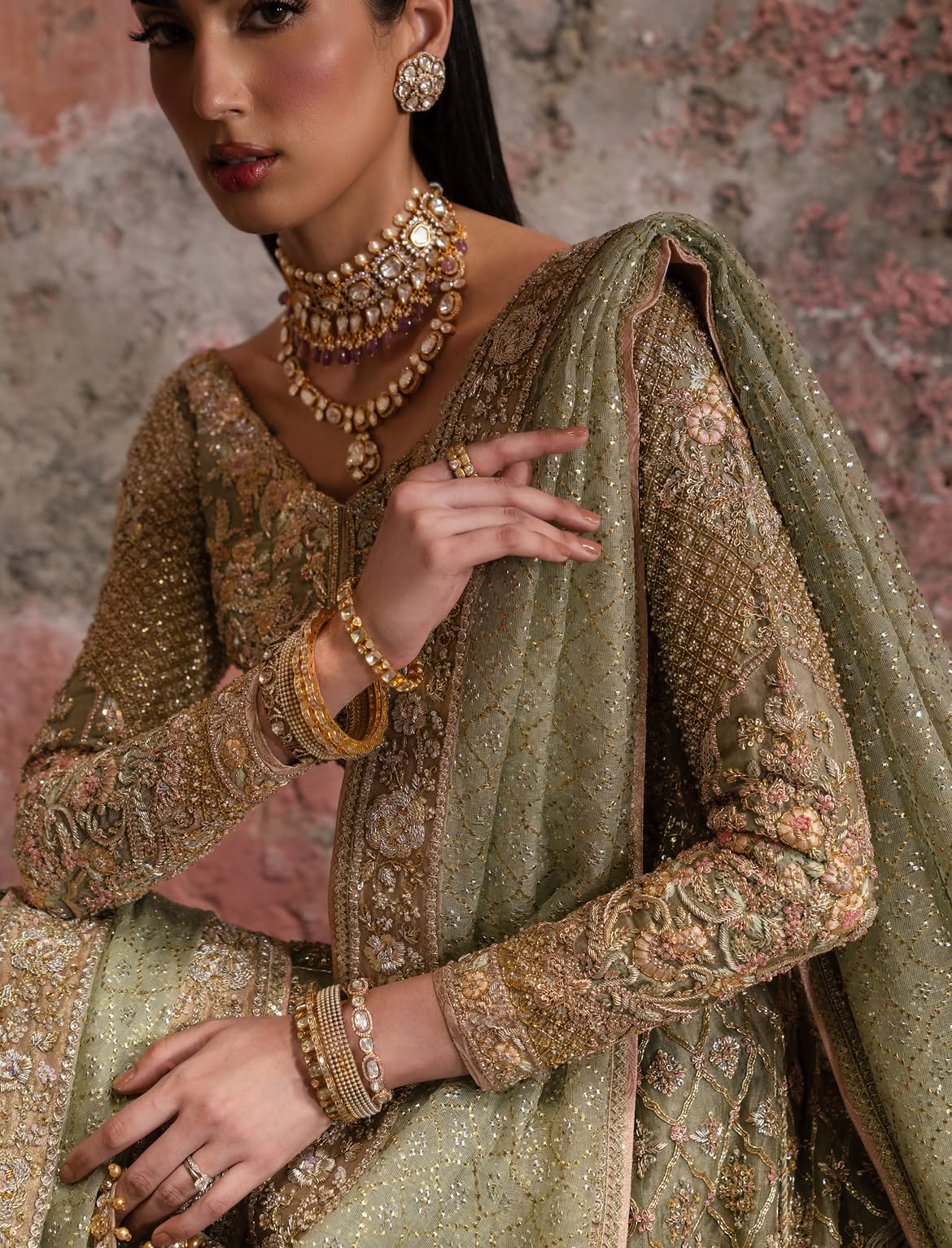HEAVY BRIDAL FLOOR LENGTH LEHENGA