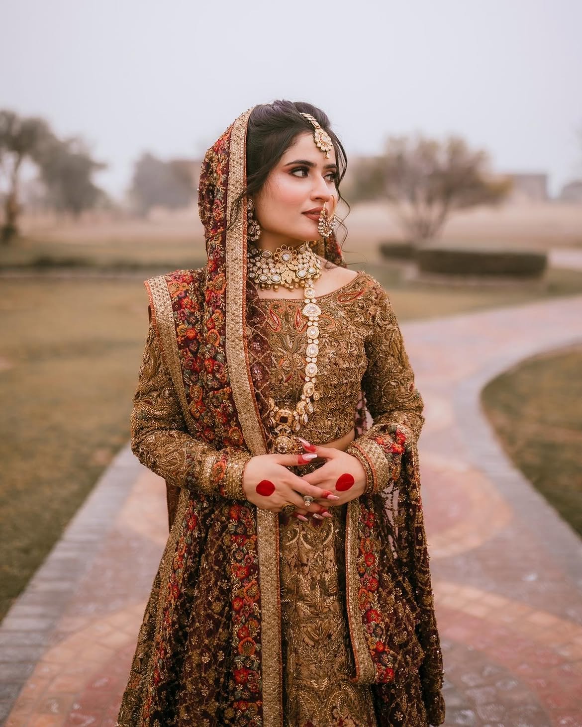 ANTIQUE RICH-GOLD BRIDAL BRASS LEHENGA