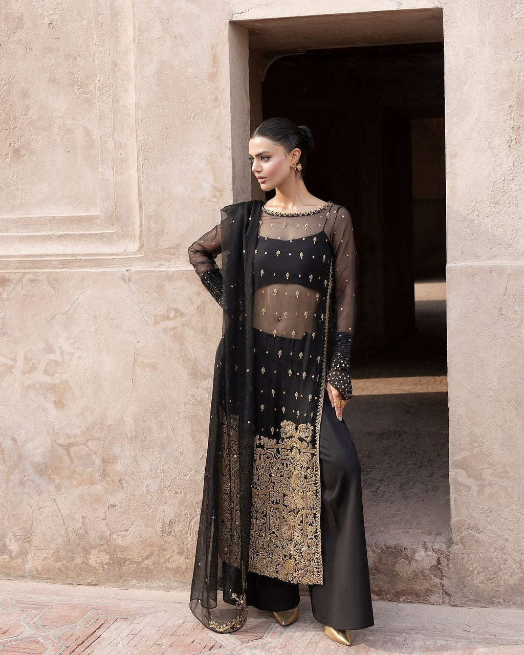 Black-gold long shirt
