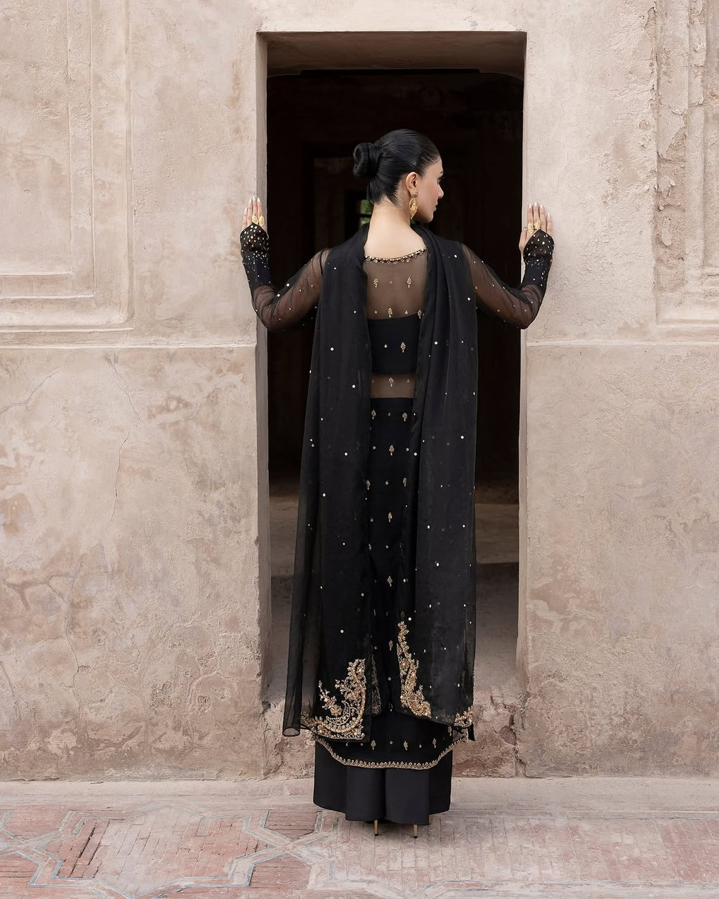 Black-gold long shirt