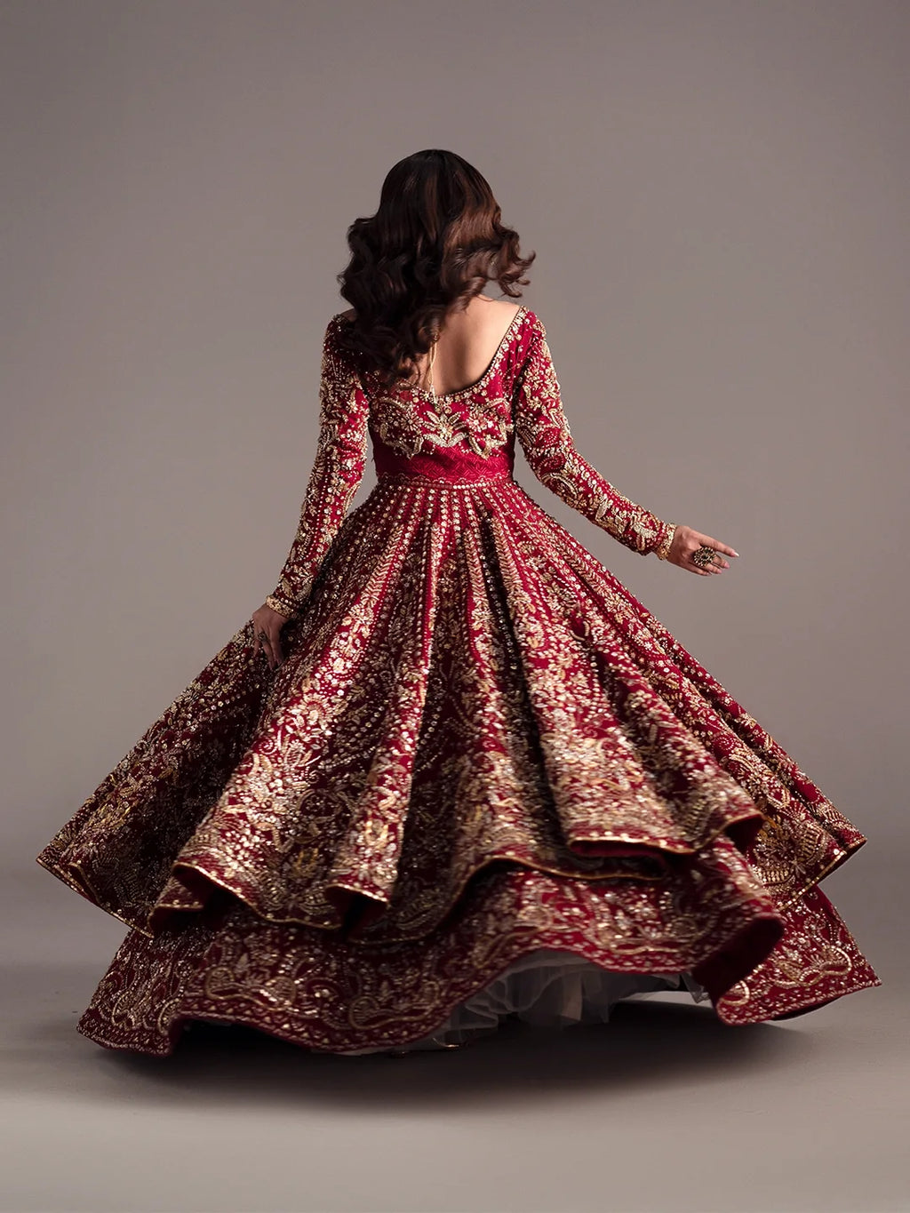 BRIDAL RED LUXURY LEHENGA