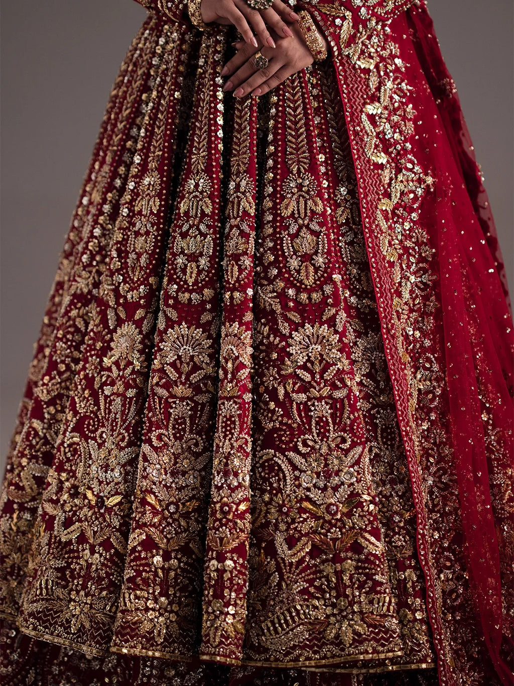 BRIDAL RED LUXURY LEHENGA