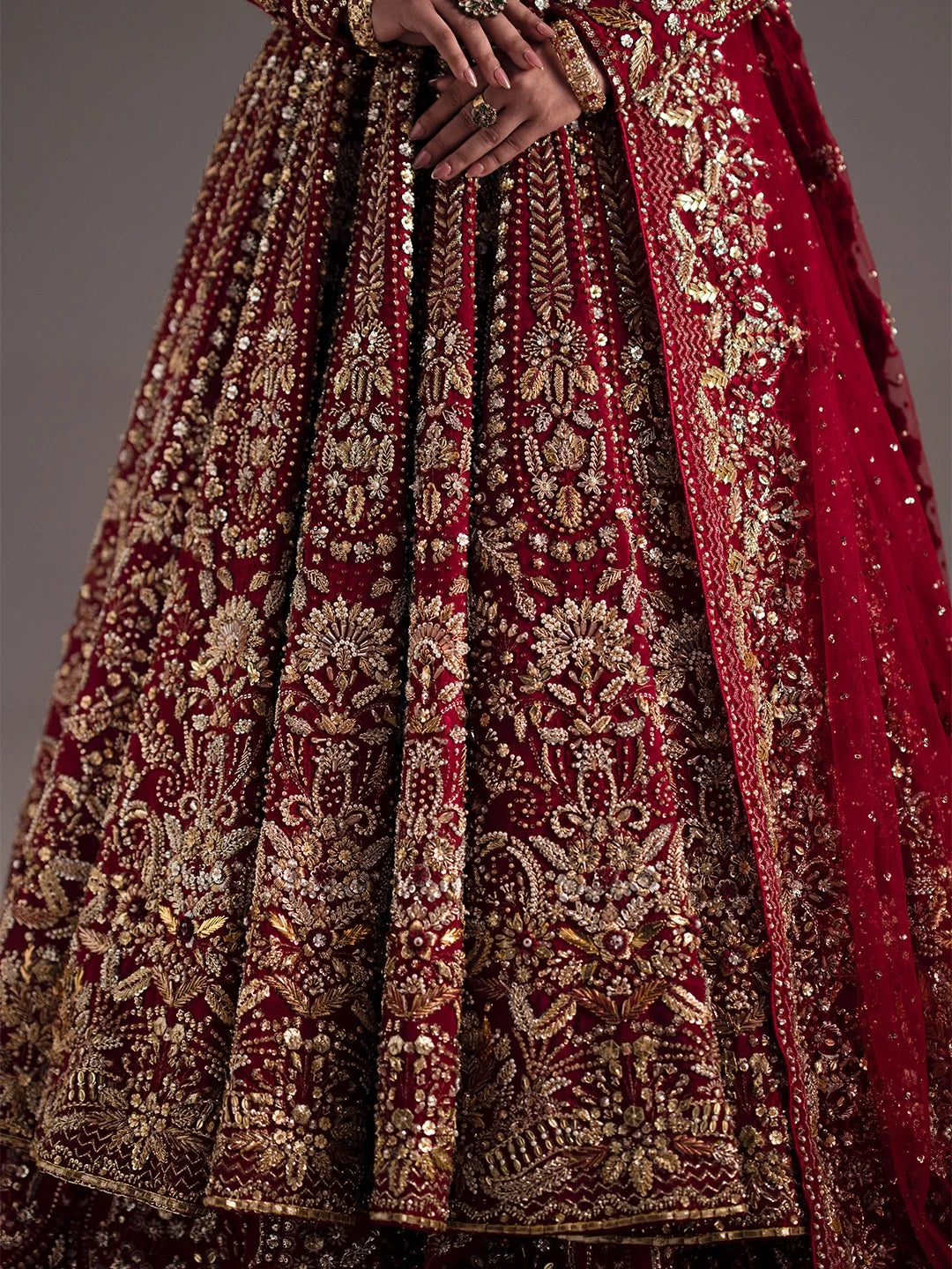 BRIDAL RED LUXURY LEHENGA