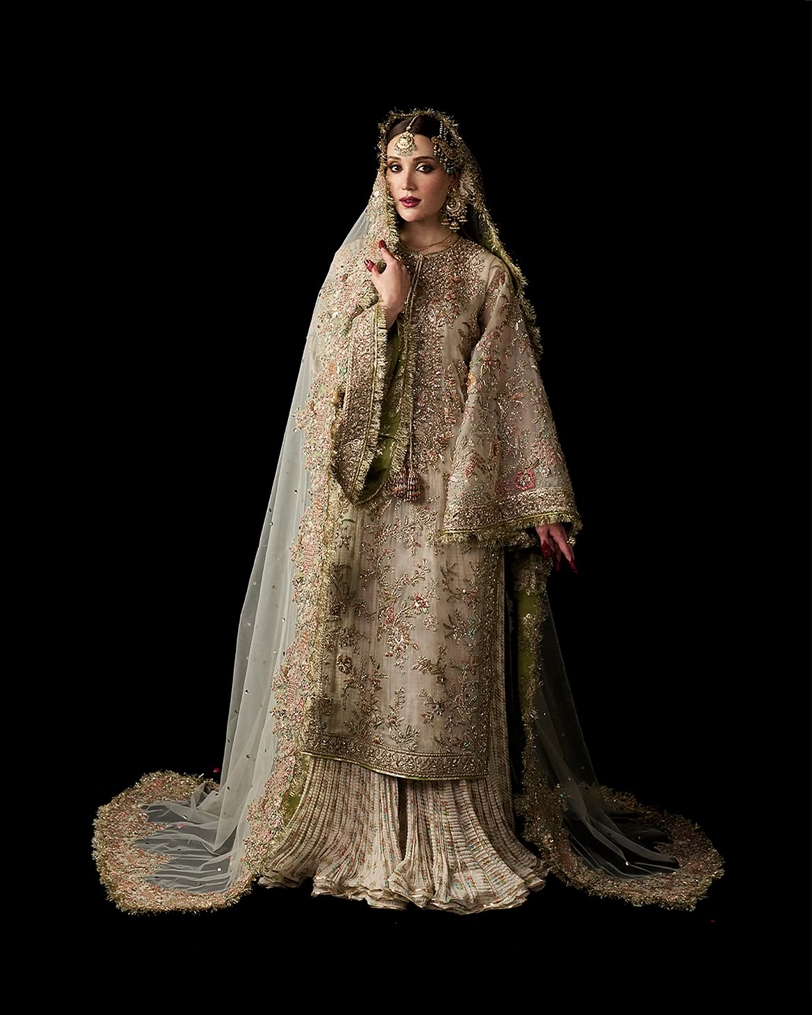BRIDAL LUXURY LEHENGA