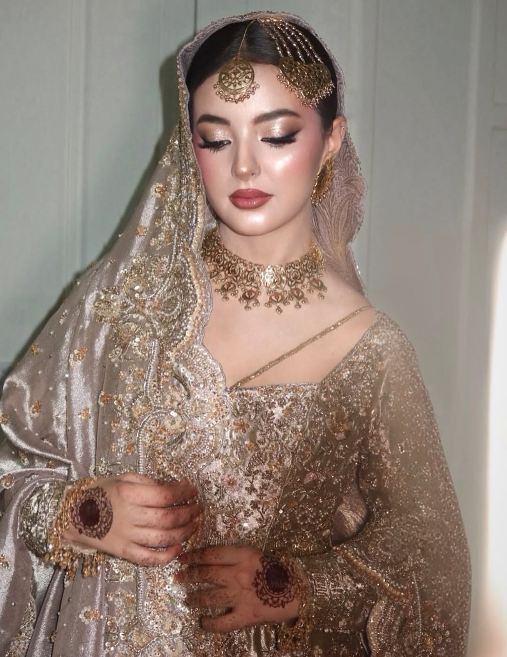 HEAVY BRIDAL LEHENGA MAXI
