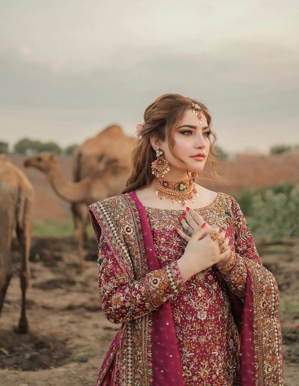 HEAVY BRIDAL LEHENGA