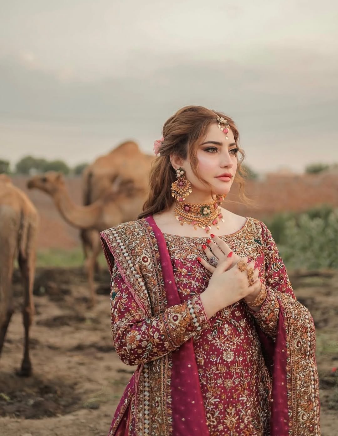 HEAVY BRIDAL LEHENGA