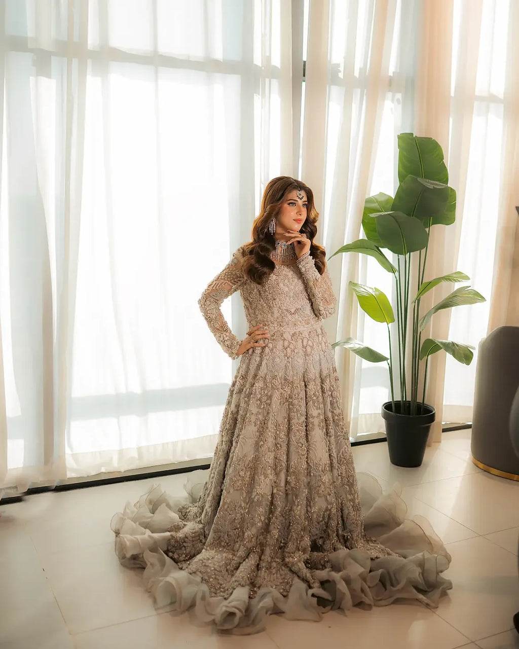 SUBTLE PEARL TONE BRIDAL MAXI GOWN