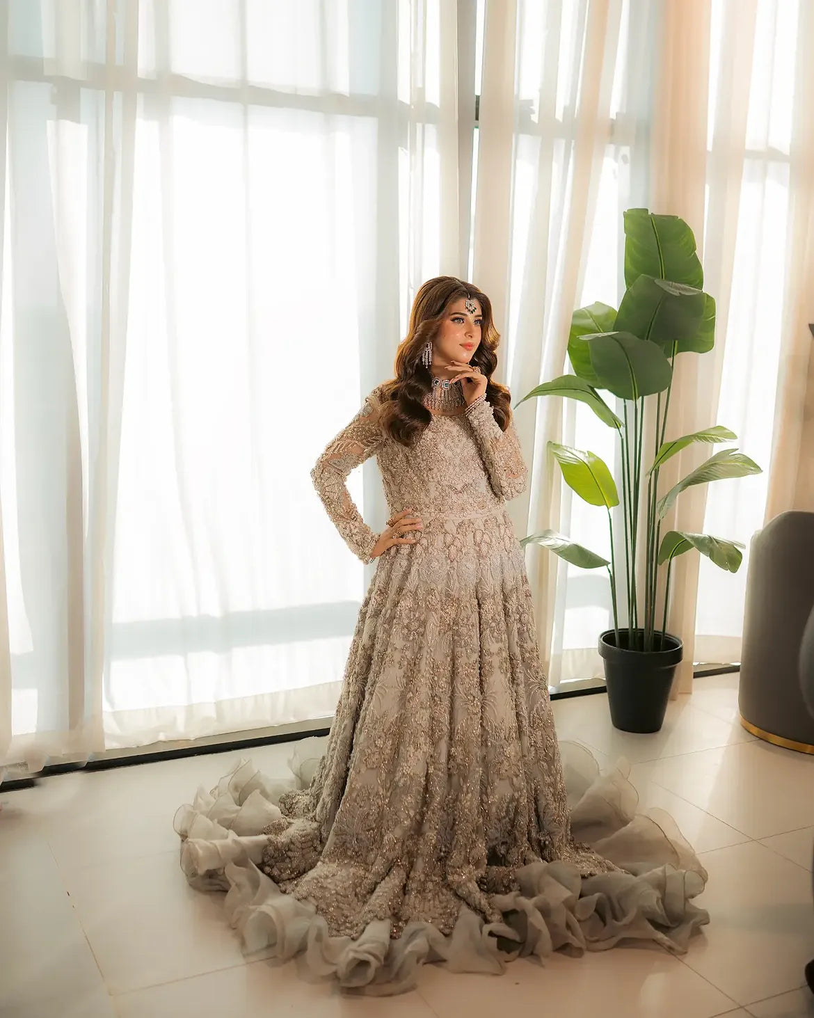 SUBTLE PEARL TONE BRIDAL MAXI GOWN