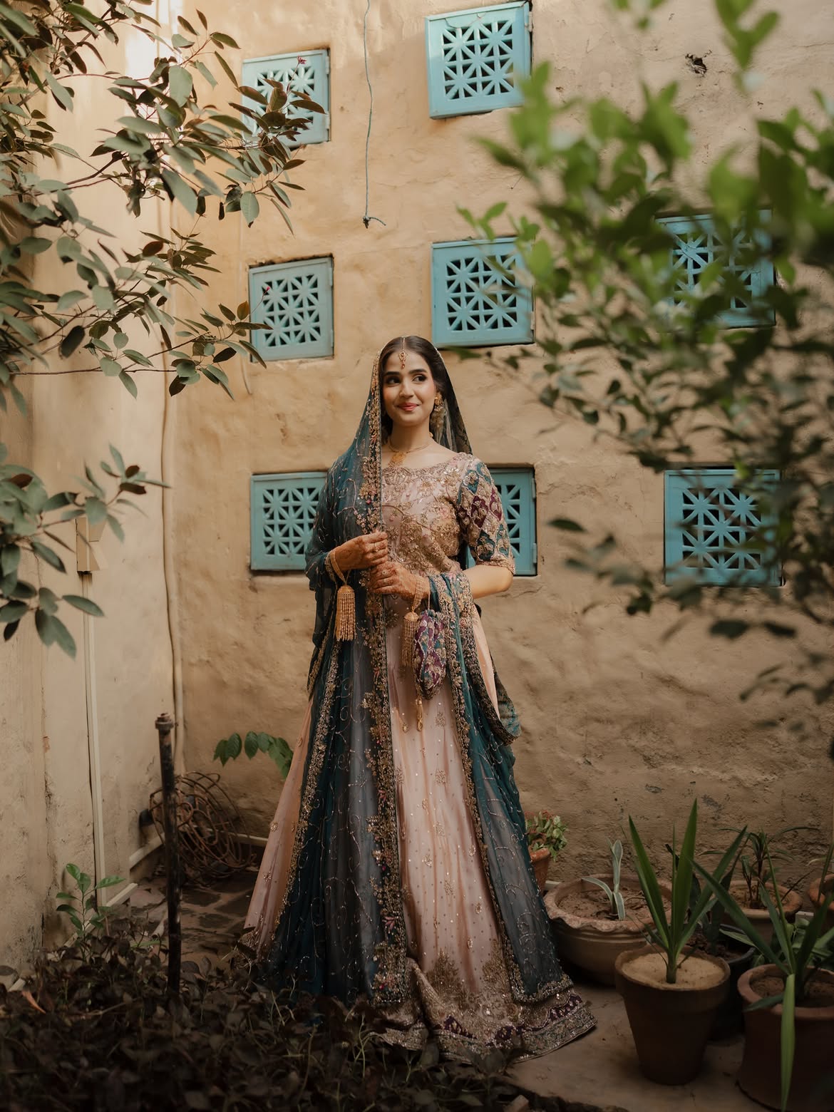 BRIDAL GREEN LEHENGA CHOLI