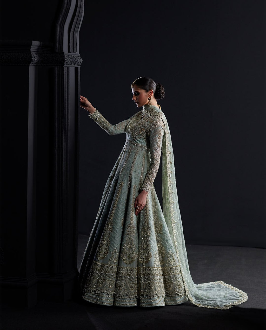 MINT BRIDAL DOUBLE LAYERED PISHWAS