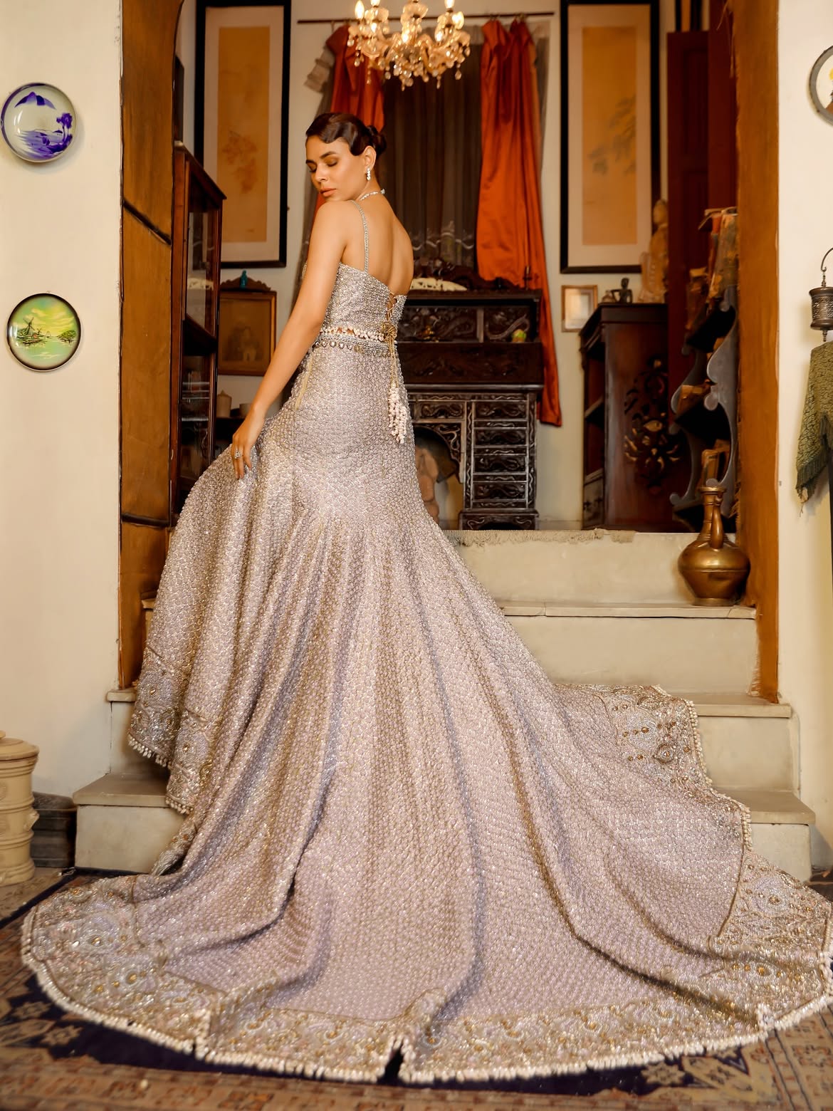 OPEN GOWN