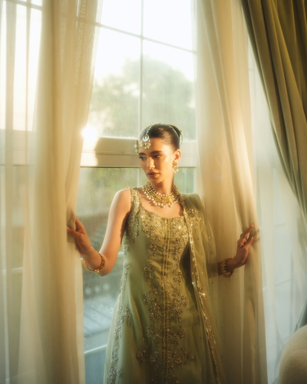 BRIDAL LUXURY OUTFIT