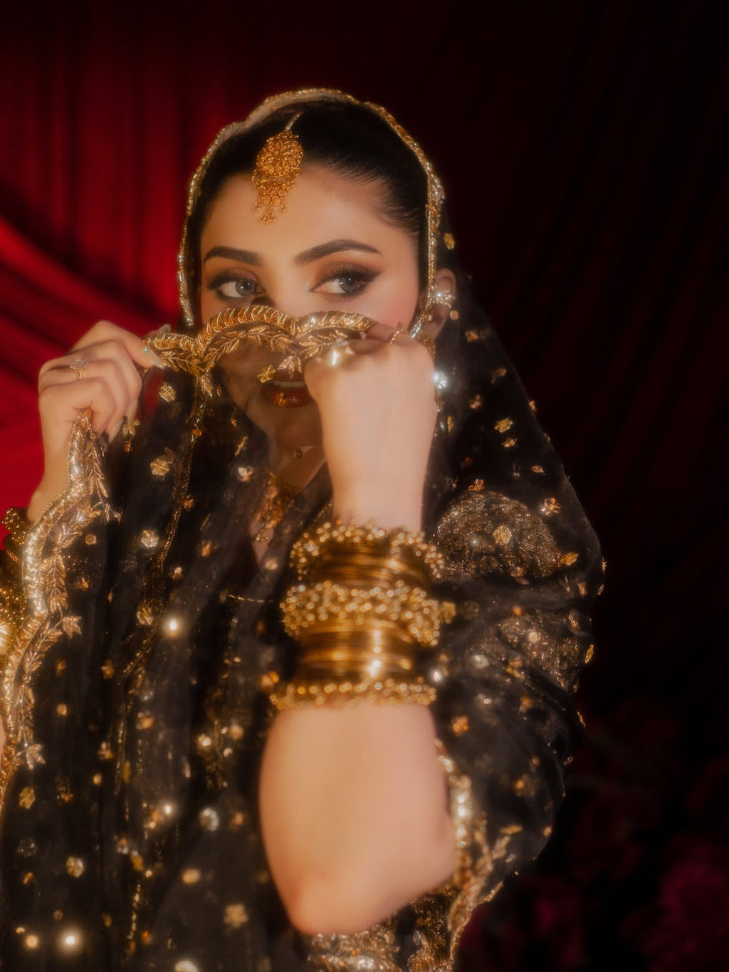 gold bronze pishwas