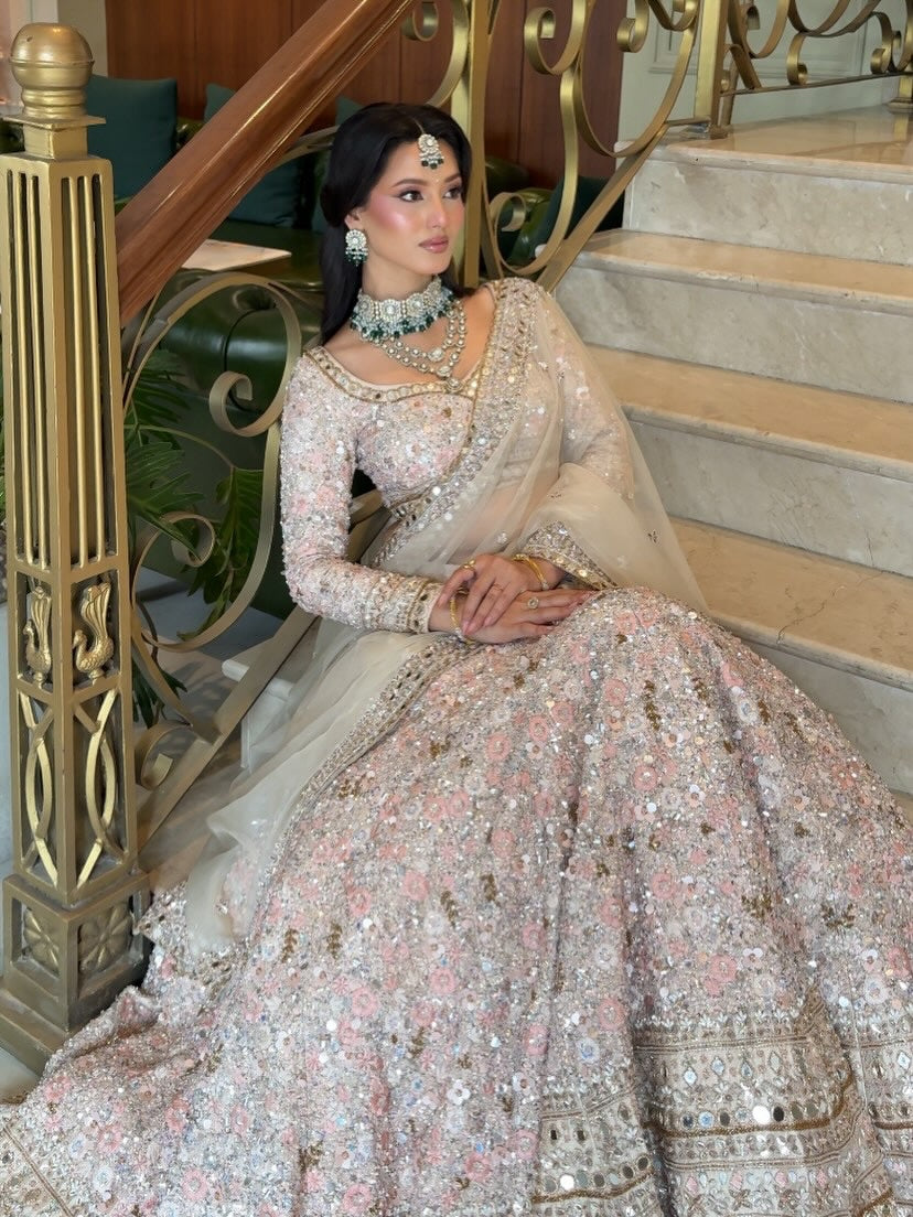 BRIDAL LUXURY LEHENGA