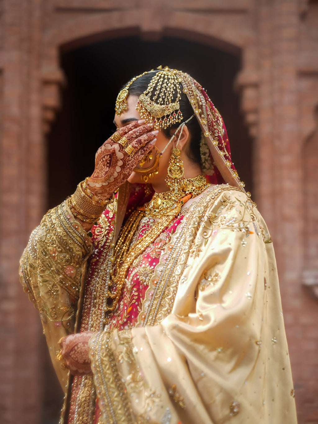 bridal pishwas
