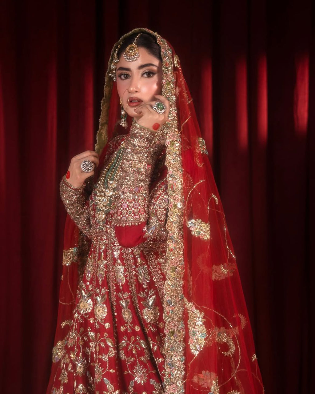 FITTED LONG SLEEVES BRIDAL LEHENGA
