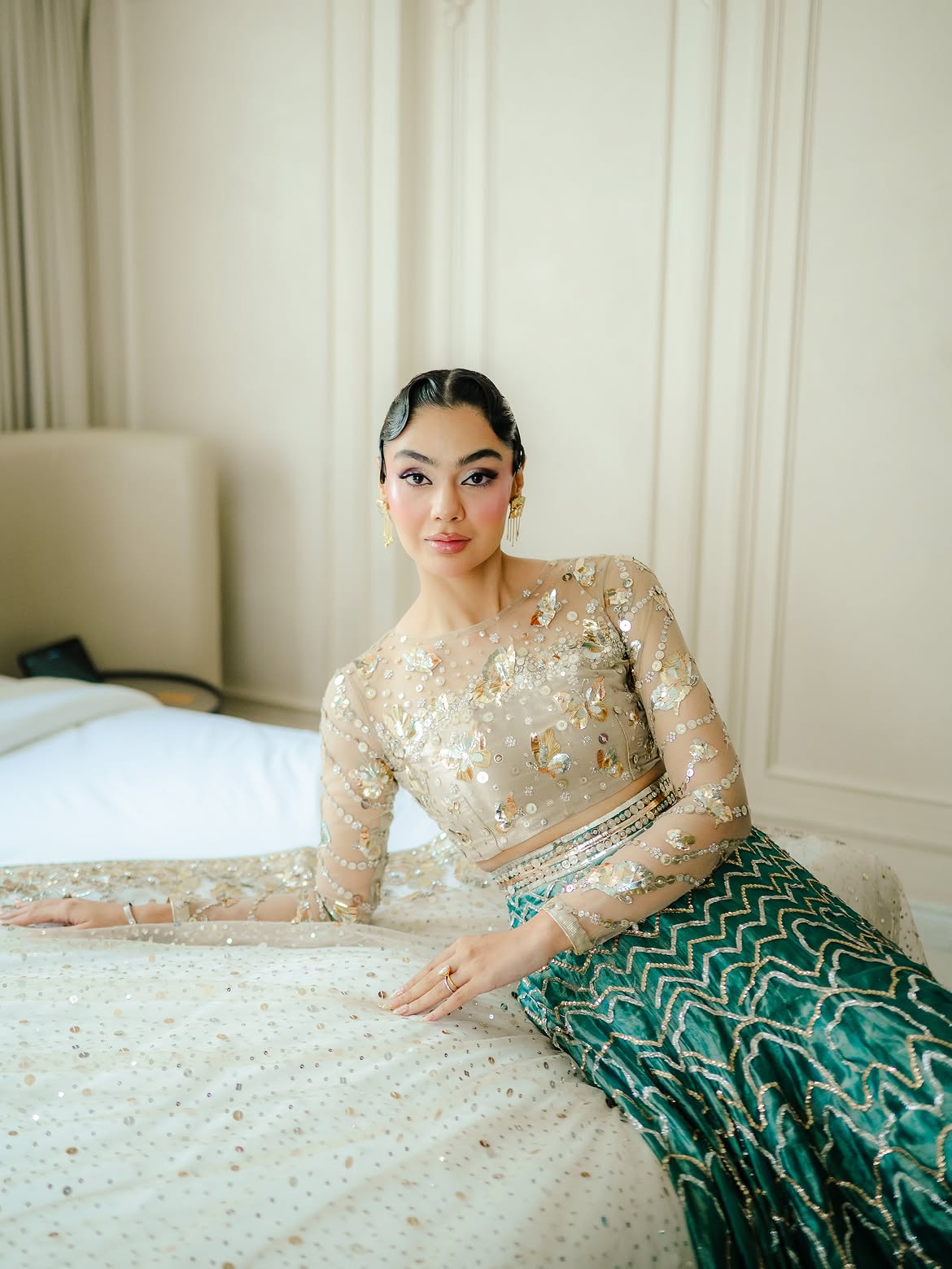 SUBTLE SHEEN BRIDAL LEHENGA