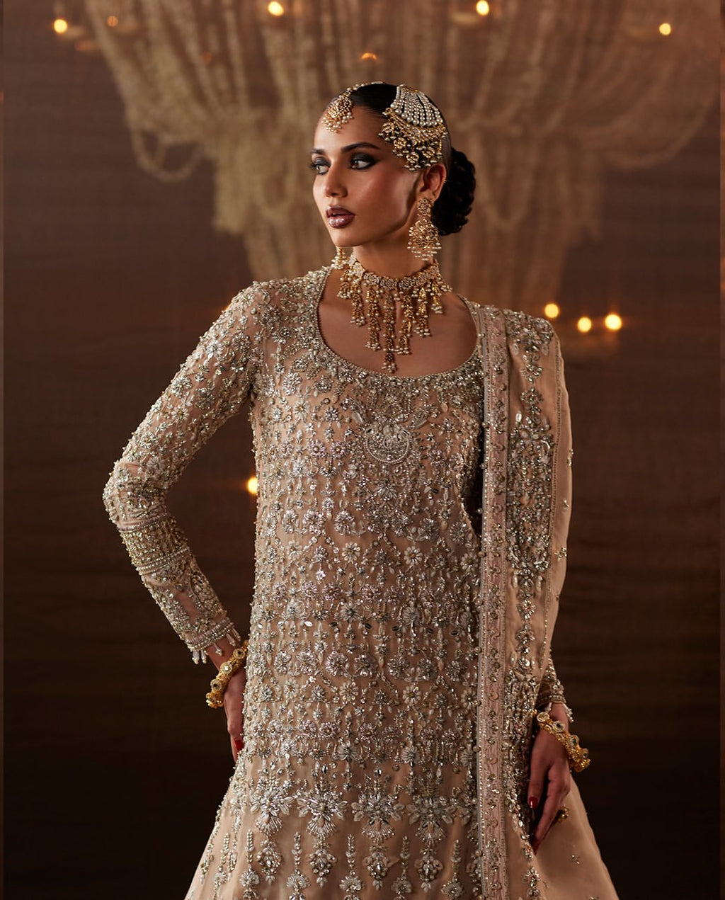 ULTRA LUXURY BRIDAL LEHENGA FLOOR LENGTH