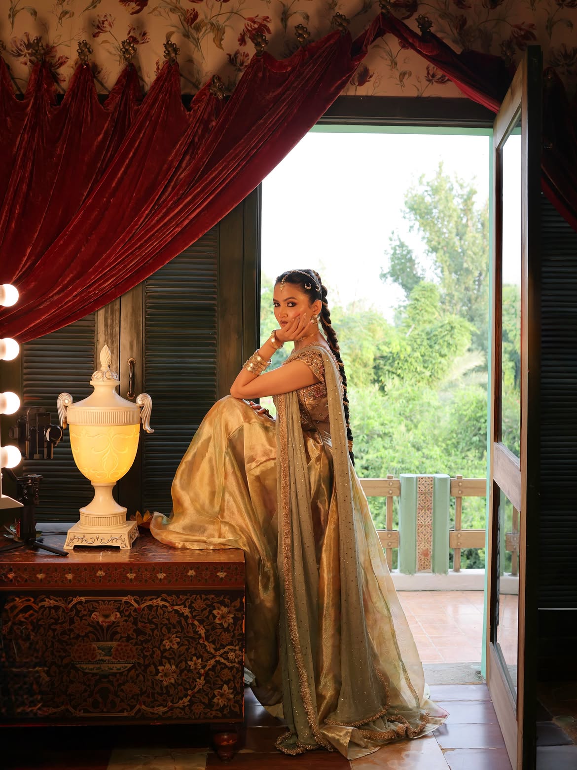 BRIDAL LUXURY PISHWAS