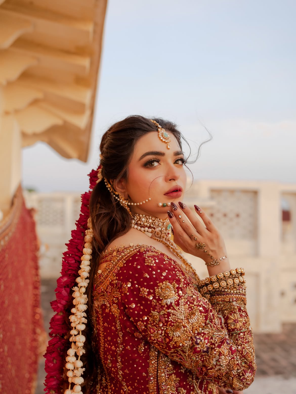 BRIDAL LEHENGA PISHWAS