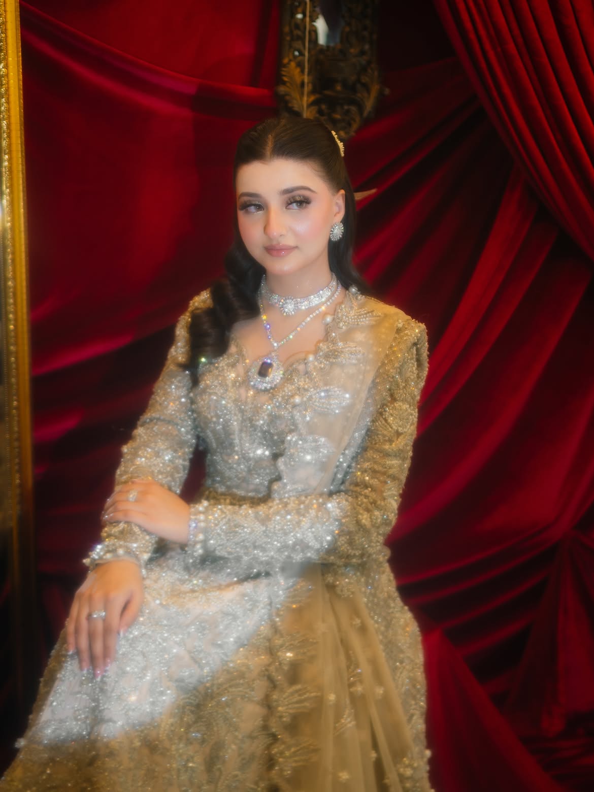 BRIDAL LUXURY GOWN