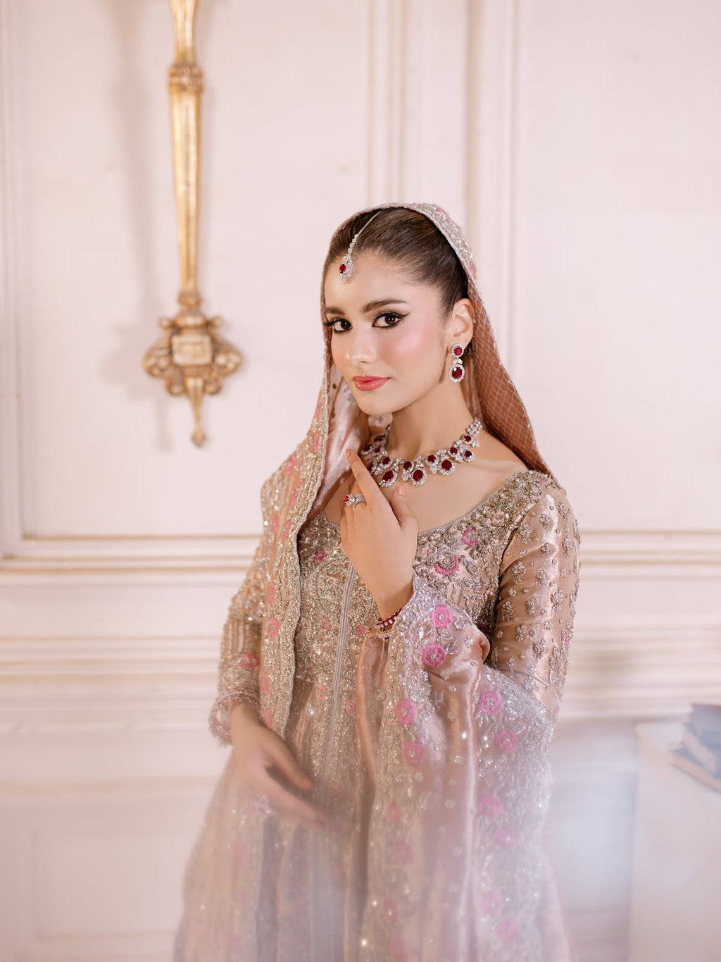 FLOOR LENGTH BRIDAL GOWN