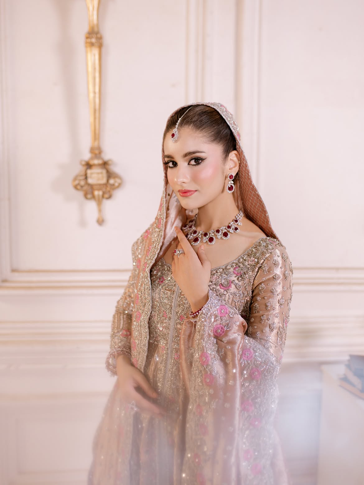 FLOOR LENGTH BRIDAL GOWN