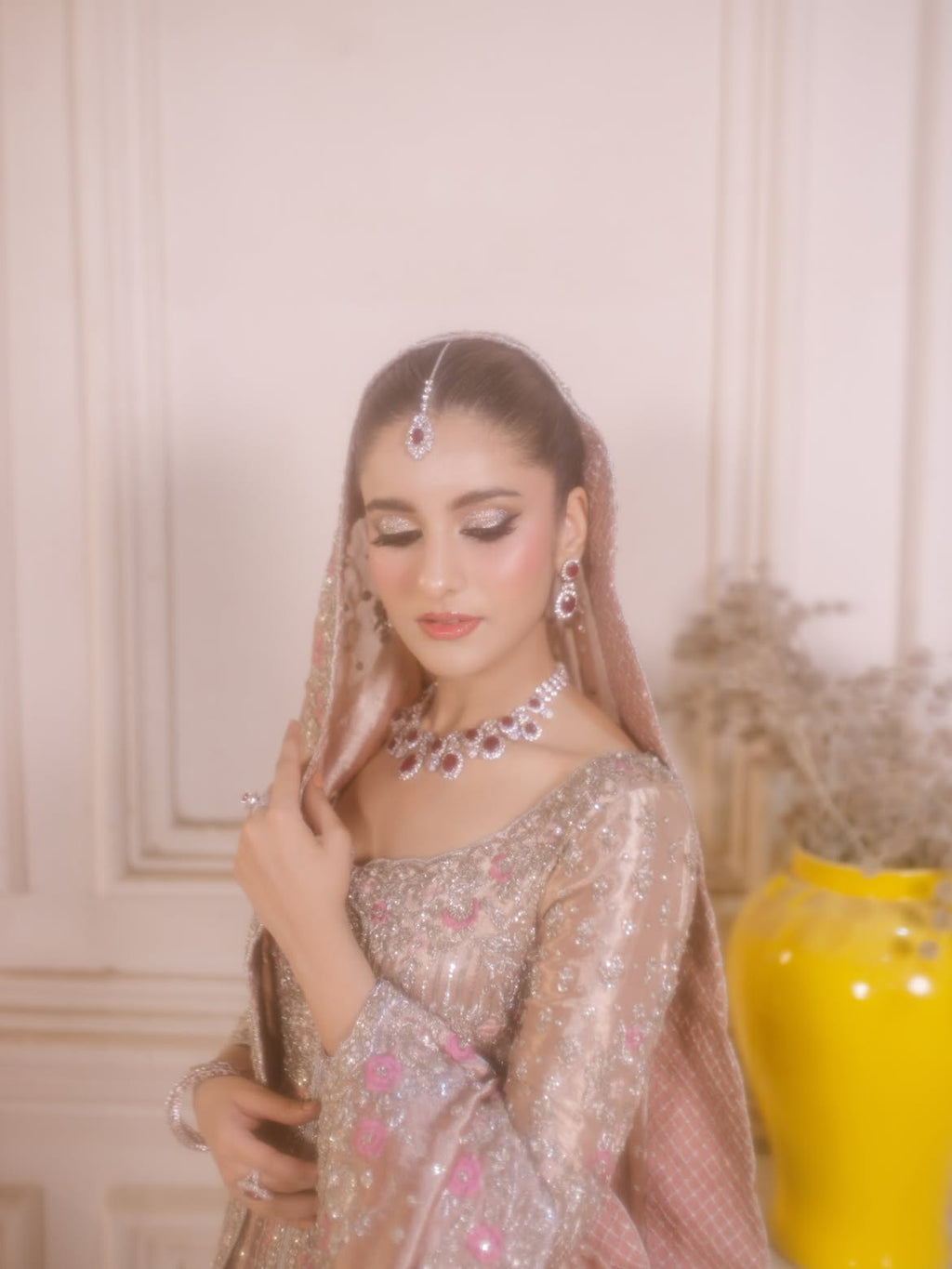 FLOOR LENGTH BRIDAL GOWN