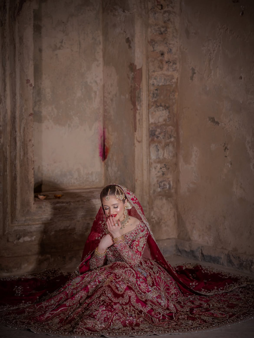RED BRIAL LEHENGA ULTRA LUXURY