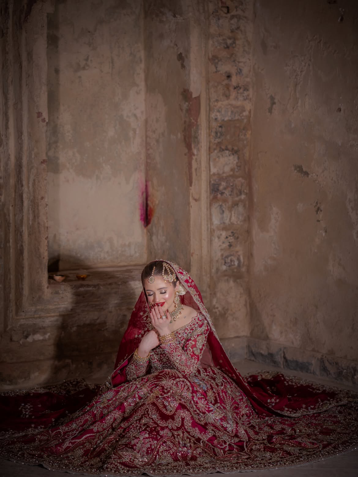 RED BRIAL LEHENGA ULTRA LUXURY