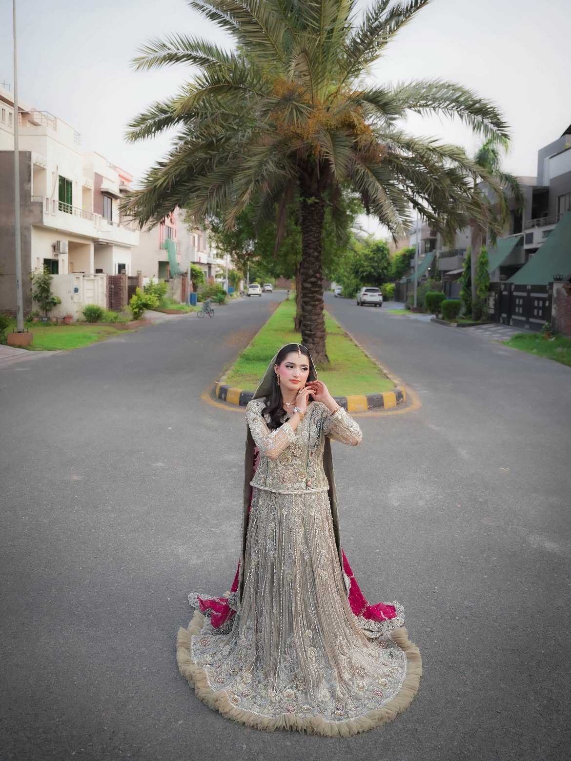 SILVER RED BRIDAL PISHWAS