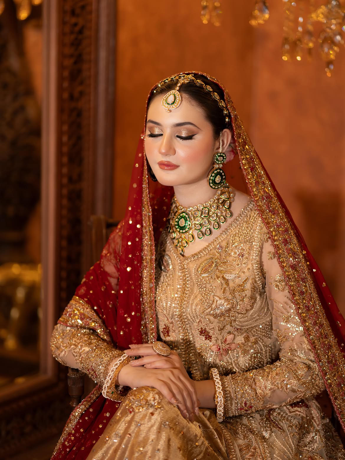 FLOOR SWEEPING BRIDAL LEHENGA GOWN