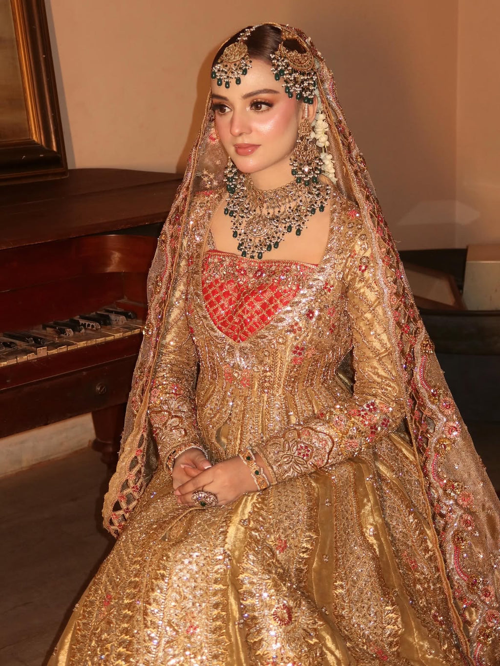 BRIDAL LUXURY LEHENGA