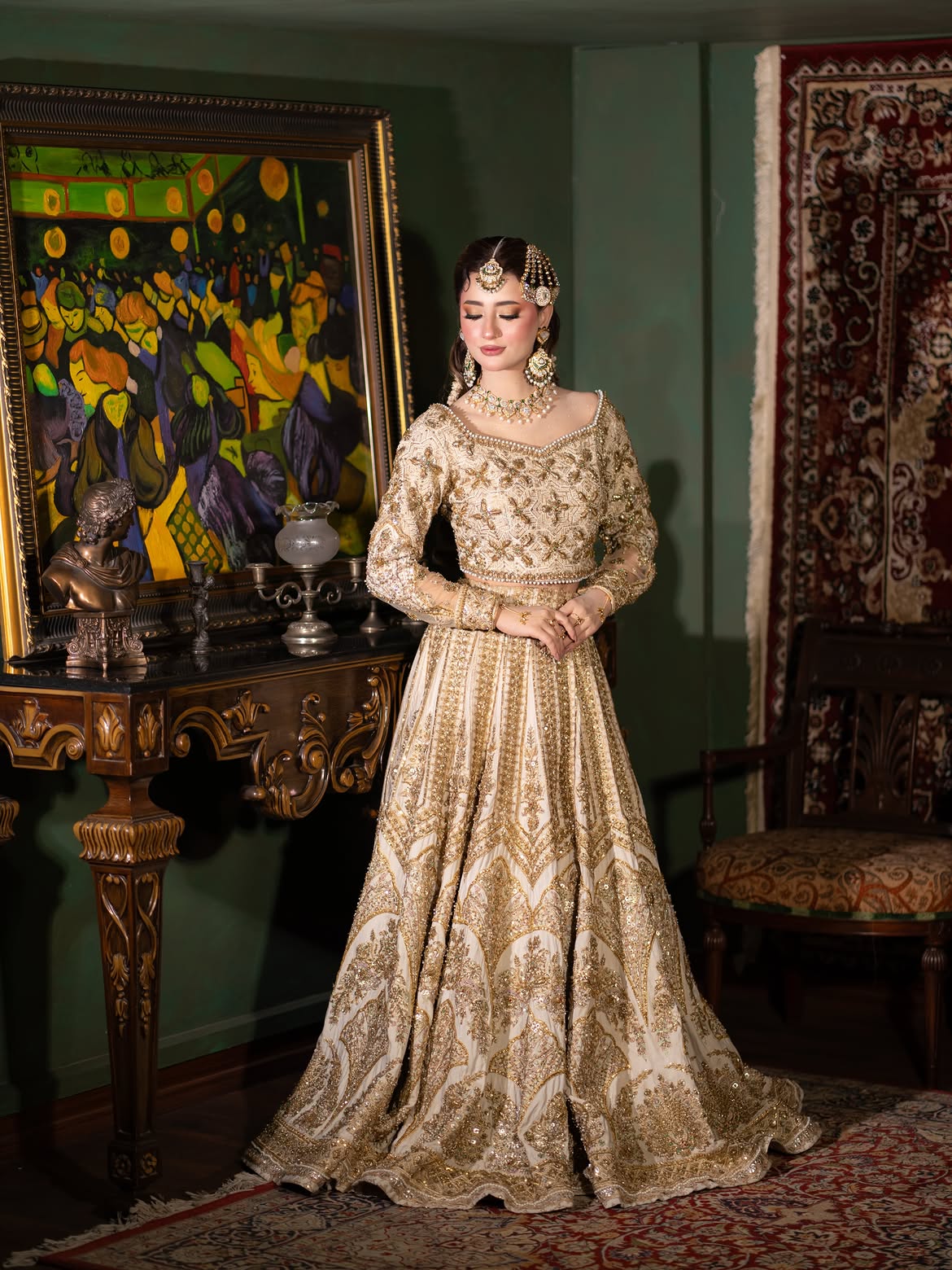 BRIDAL OFF WHITE PISHWAS LEHENGA