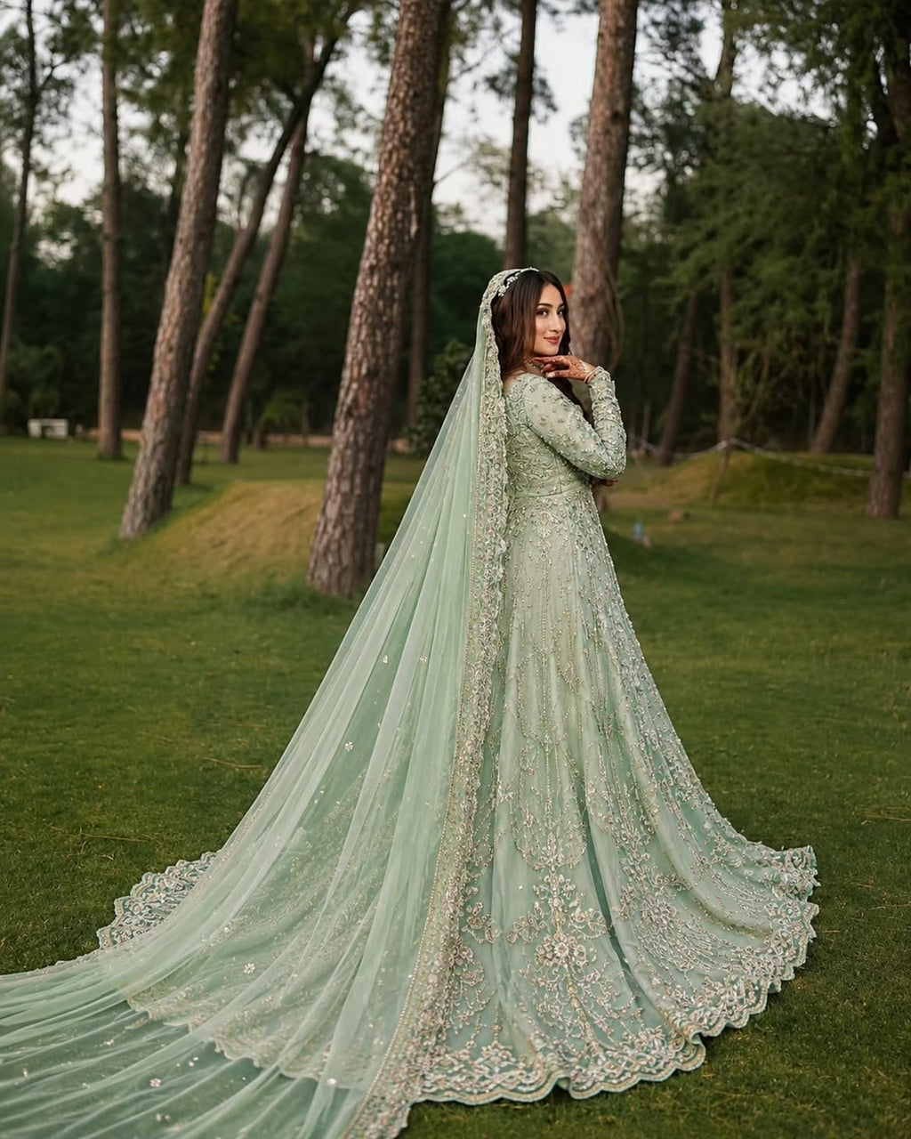HEAVY FARSHI BRIDAL GOWN