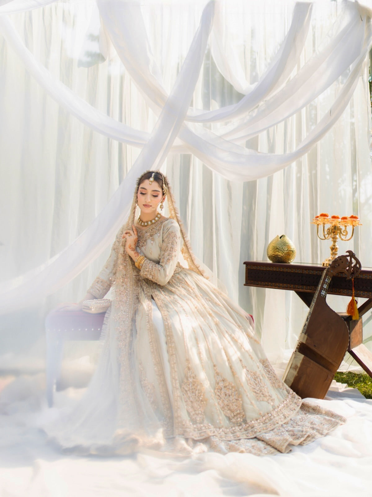 SOFT SILVER BRIDAL MAXI