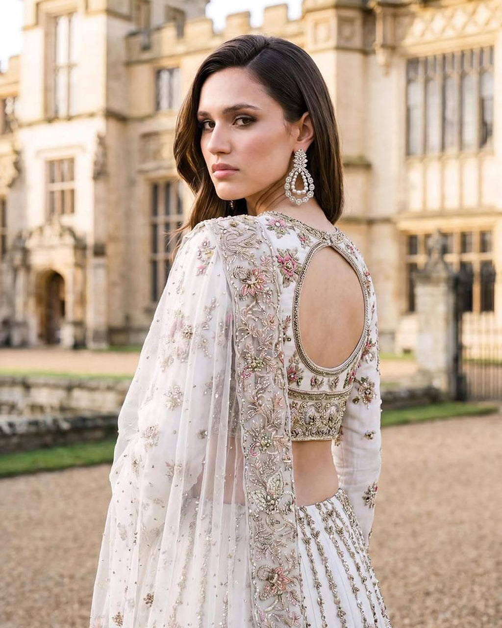 ROYAL BRIDAL LEHENGA IN WHITE