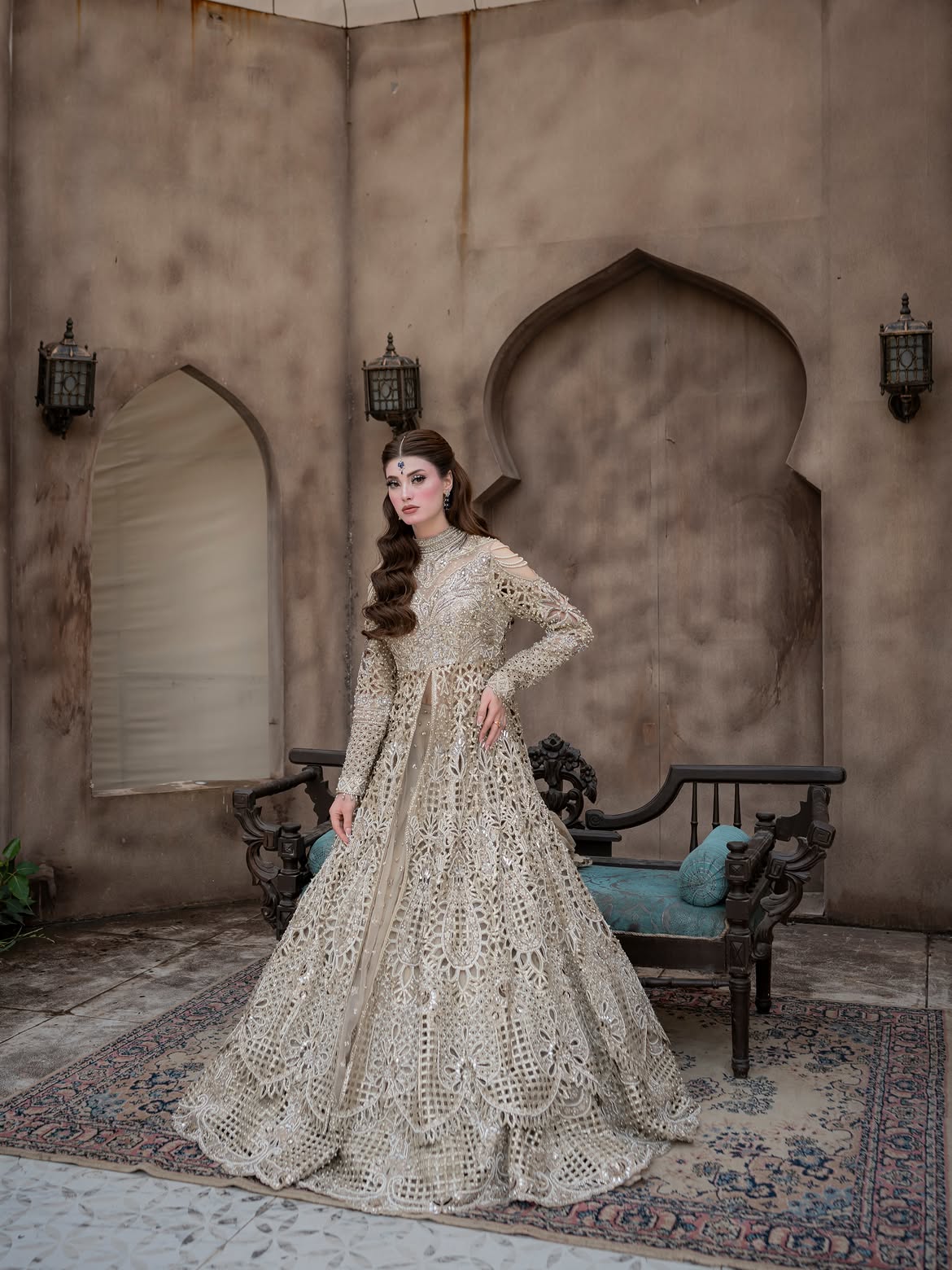 BRIDAL ULTRA LUXURY GOWN